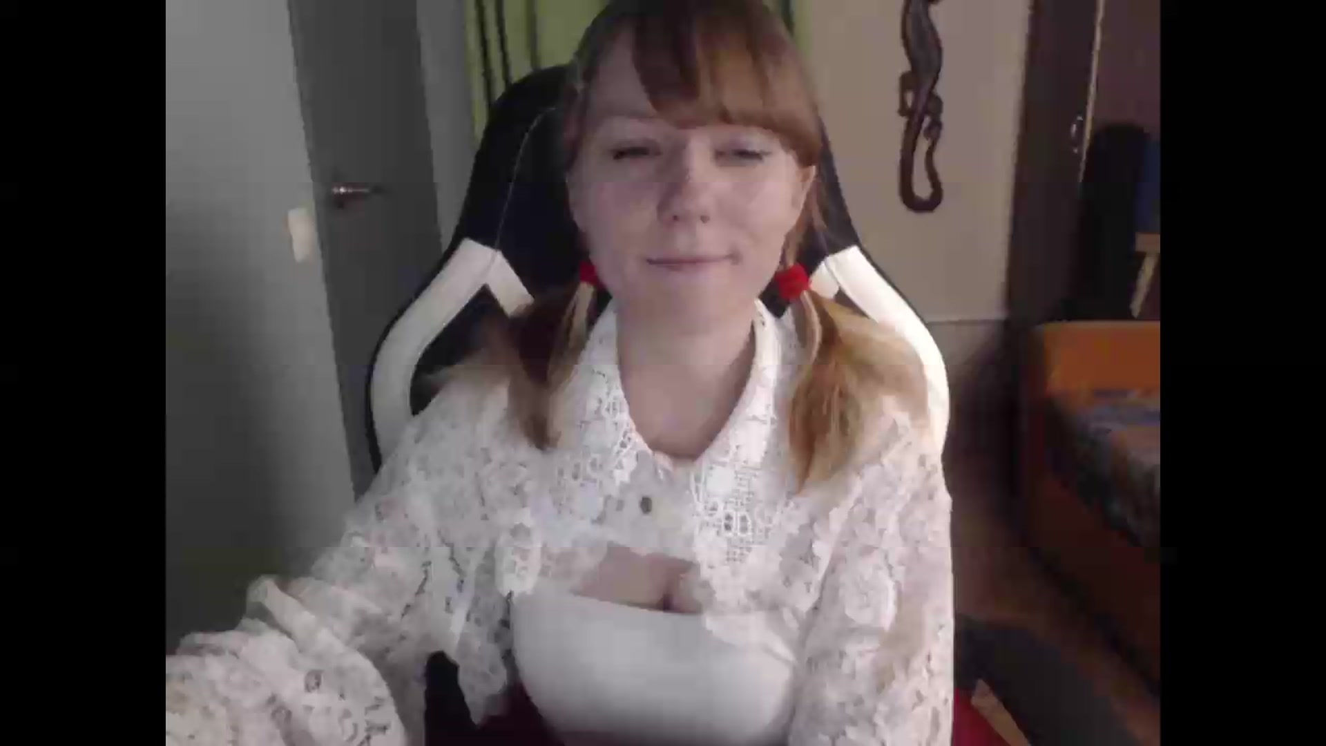 Gallery image thumbnail from NikiFoks18's myfreecams stream on, 08/15/2026, 23:56 image 3 of 20