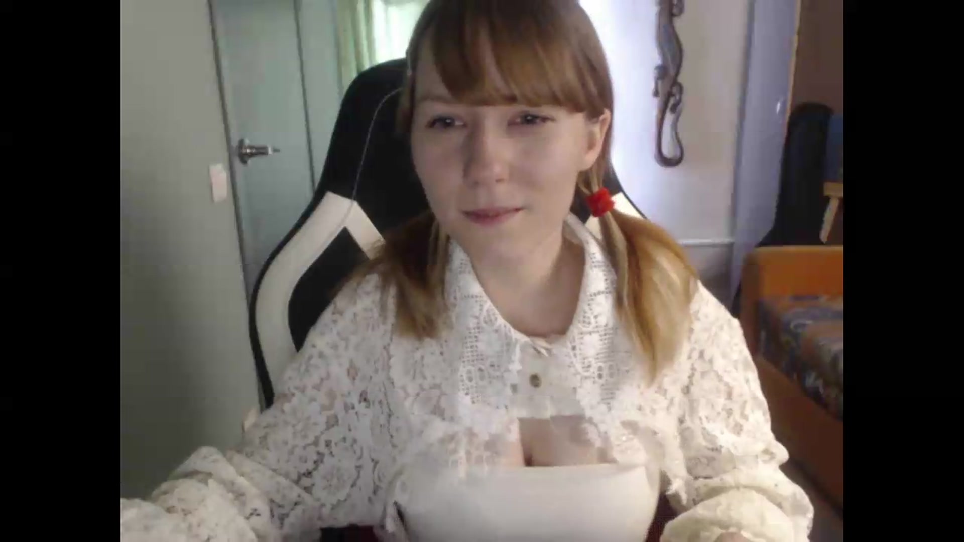 Gallery image thumbnail from NikiFoks18's myfreecams stream on, 08/16/2026, 04:21 image 18 of 20