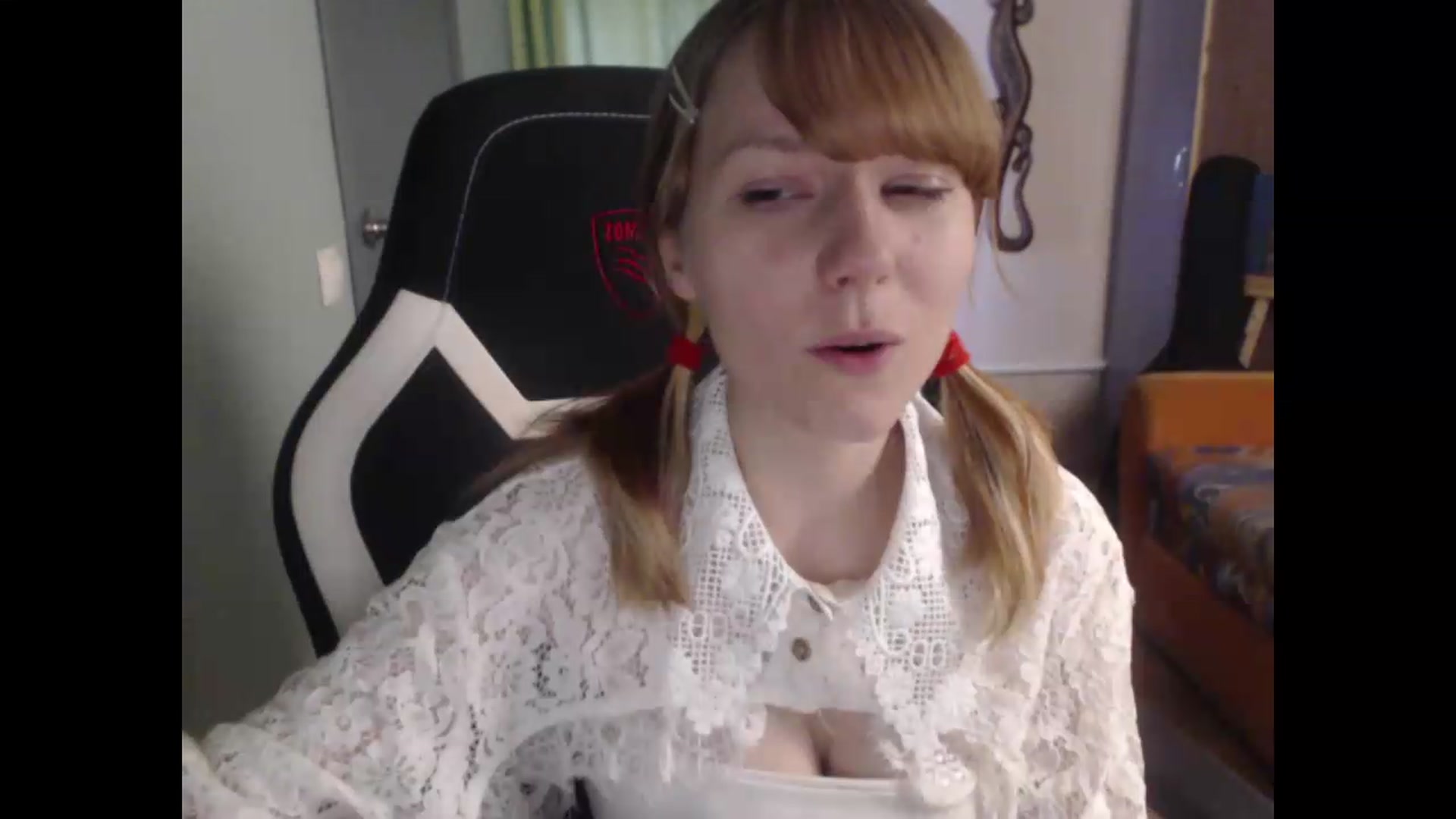 Gallery image thumbnail from NikiFoks18's myfreecams stream on, 08/16/2026, 07:01 image 17 of 20