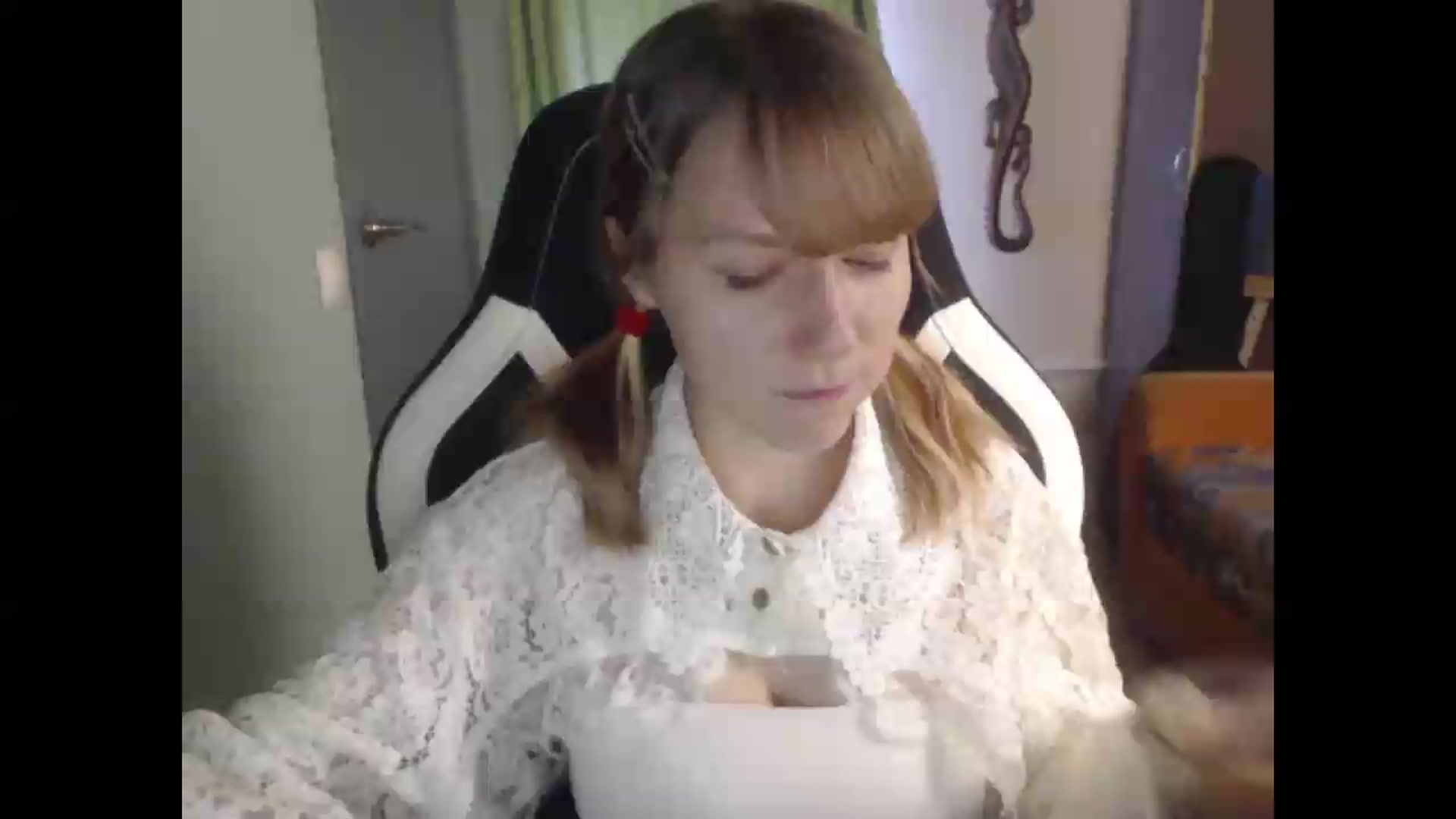 Gallery image thumbnail from NikiFoks18's myfreecams stream on, 08/16/2026, 07:01 image 13 of 20