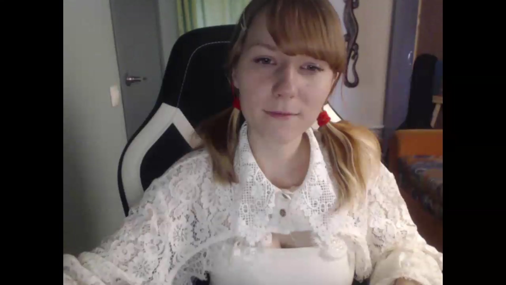 Gallery image thumbnail from NikiFoks18's myfreecams stream on, 08/16/2026, 07:01 image 12 of 20