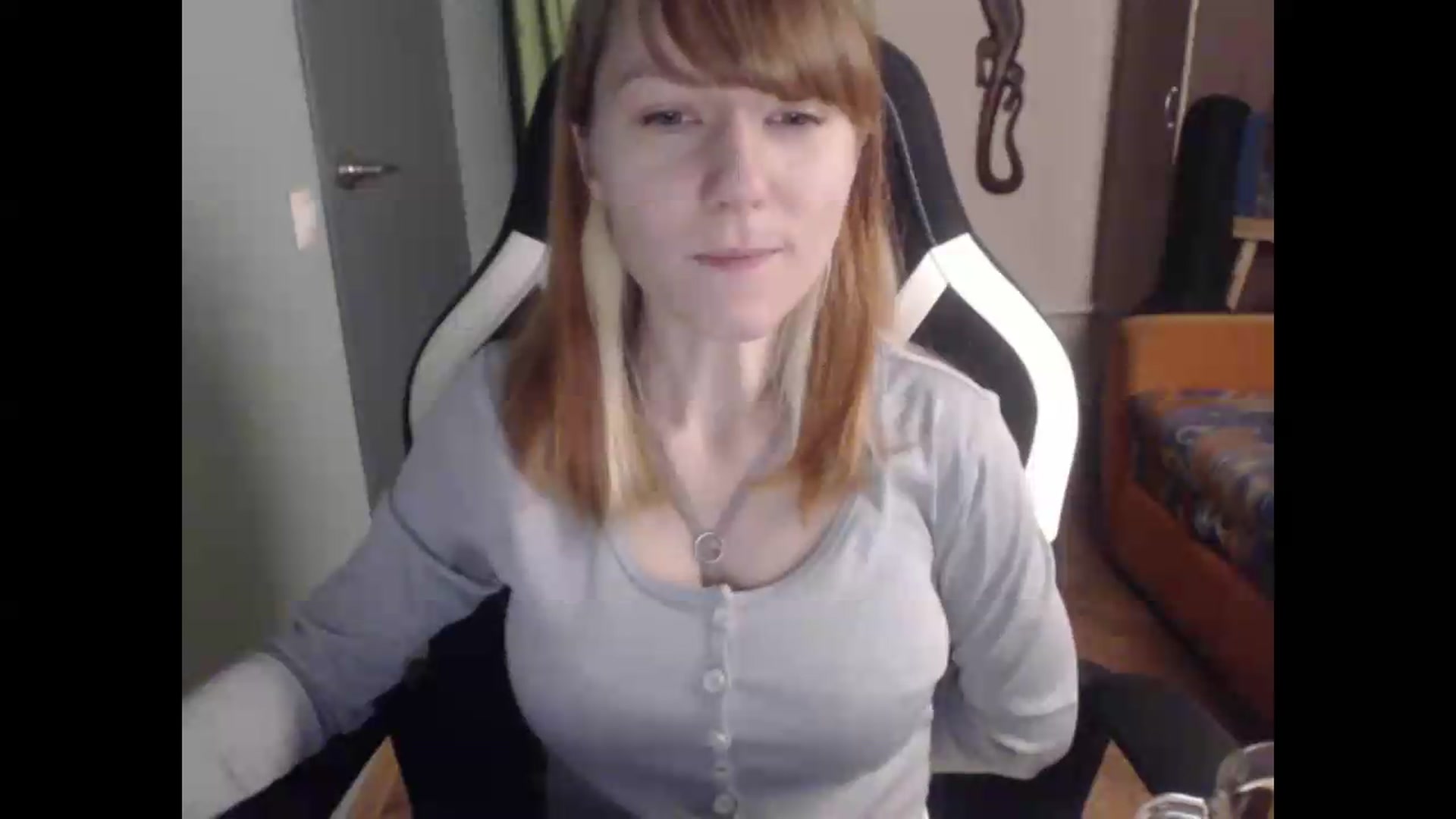 Gallery image thumbnail from NikiFoks18's myfreecams stream on, 08/17/2026, 23:41 image 13 of 20