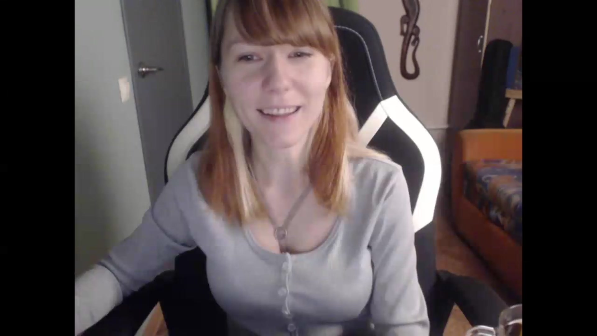 Gallery image thumbnail from NikiFoks18's myfreecams stream on, 08/17/2026, 23:41 image 10 of 20
