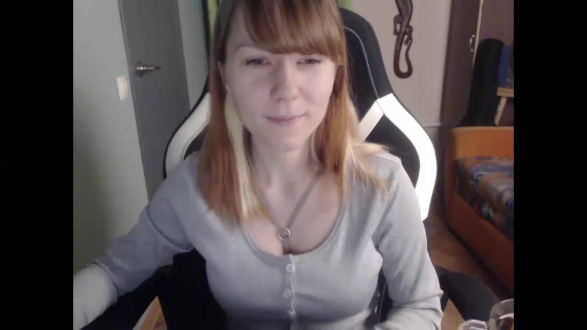 Gallery image thumbnail from NikiFoks18's myfreecams stream on, 08/17/2026, 23:41 image 8 of 20