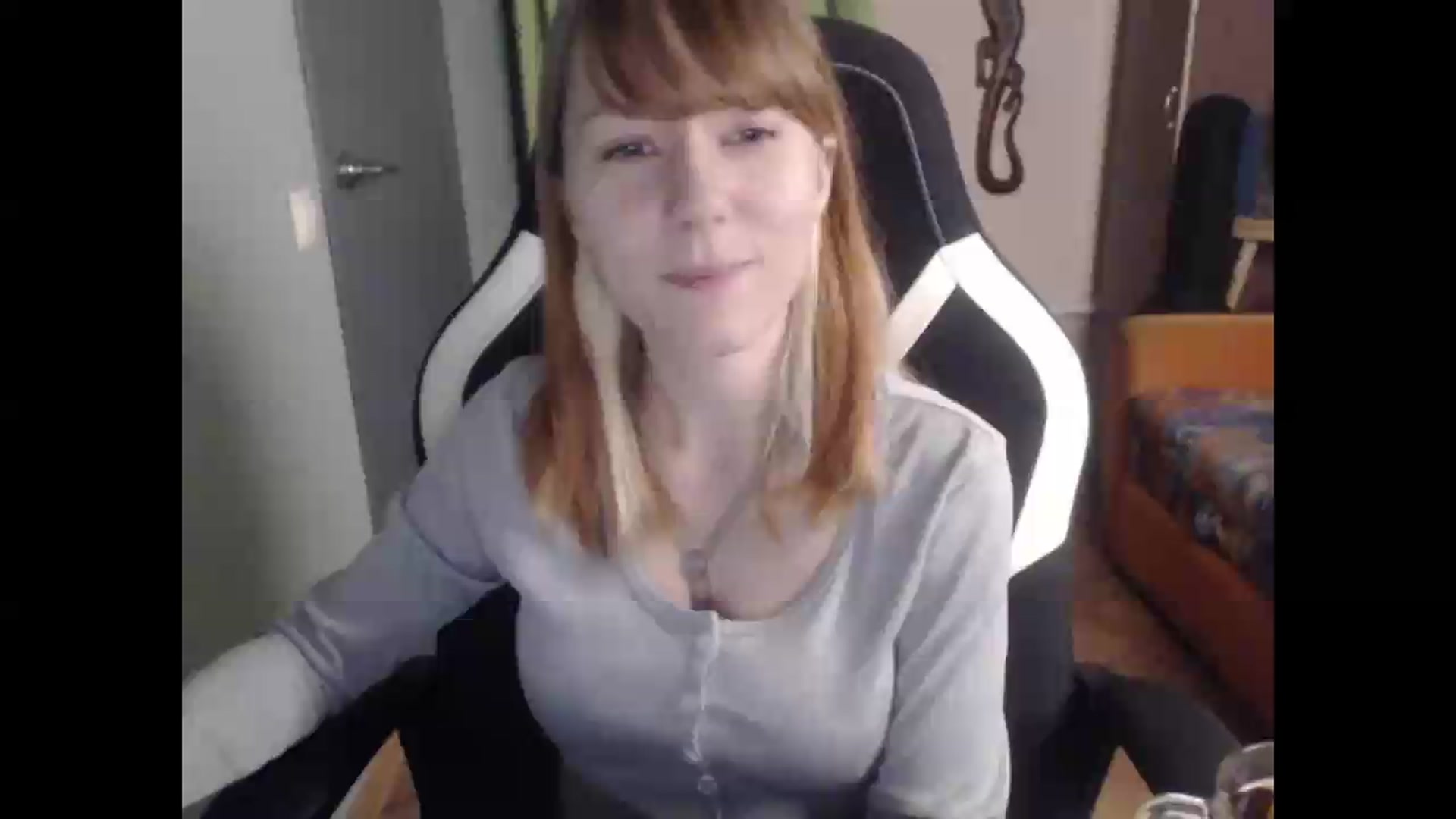 Gallery image thumbnail from NikiFoks18's myfreecams stream on, 08/17/2026, 23:41 image 19 of 20