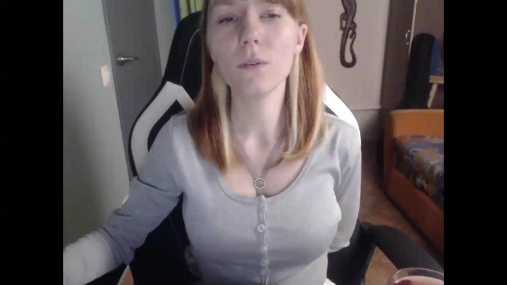 Gallery image thumbnail from NikiFoks18's myfreecams stream on, 08/18/2026, 01:24 image 16 of 20