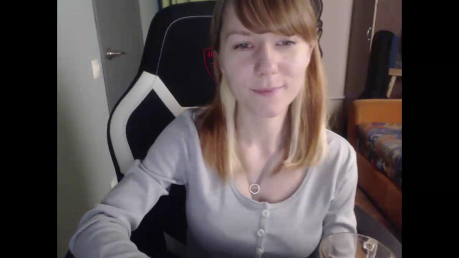 Gallery image thumbnail from NikiFoks18's myfreecams stream on, 08/18/2026, 01:24 image 7 of 20