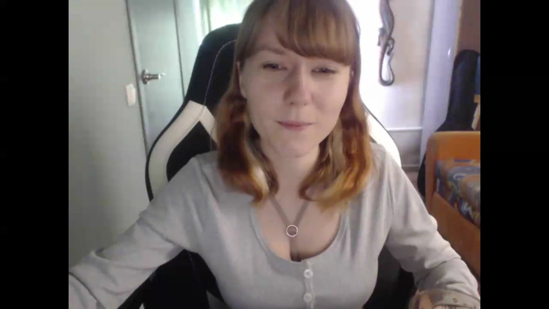 Gallery image thumbnail from NikiFoks18's myfreecams stream on, 08/19/2026, 06:38 image 2 of 20