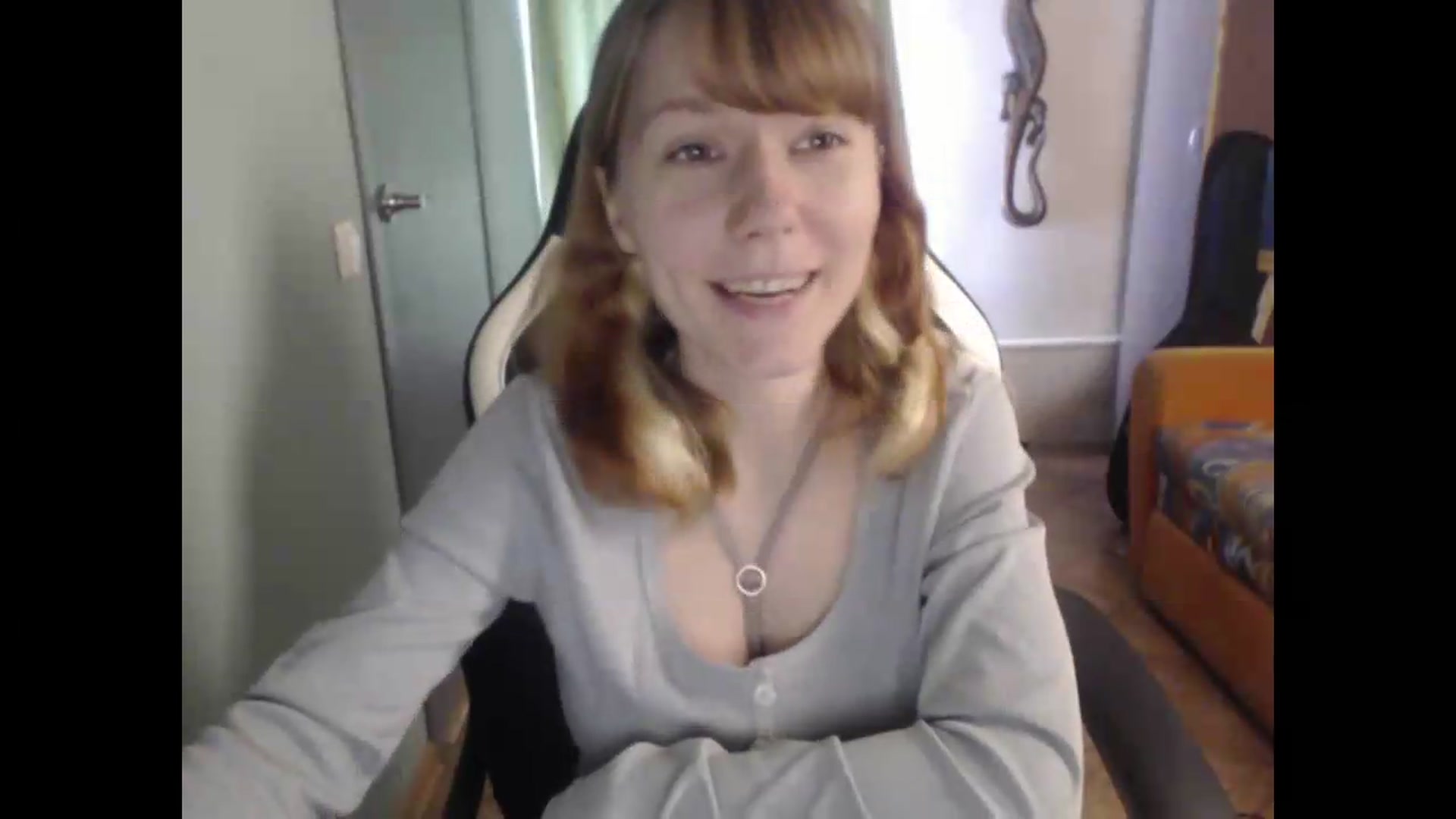 Gallery image thumbnail from NikiFoks18's myfreecams stream on, 08/19/2026, 06:38 image 19 of 20