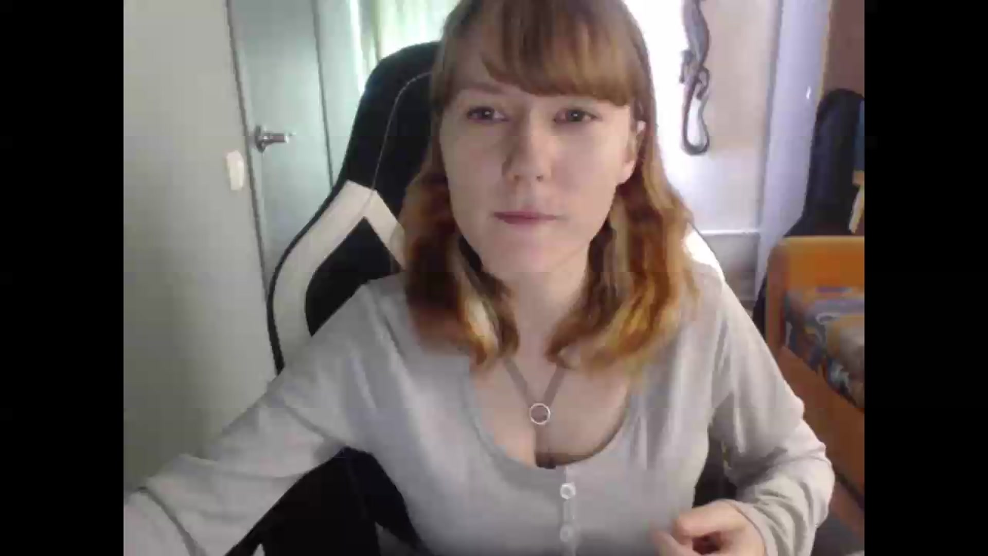 Gallery image thumbnail from NikiFoks18's myfreecams stream on, 08/19/2026, 06:38 image 8 of 20