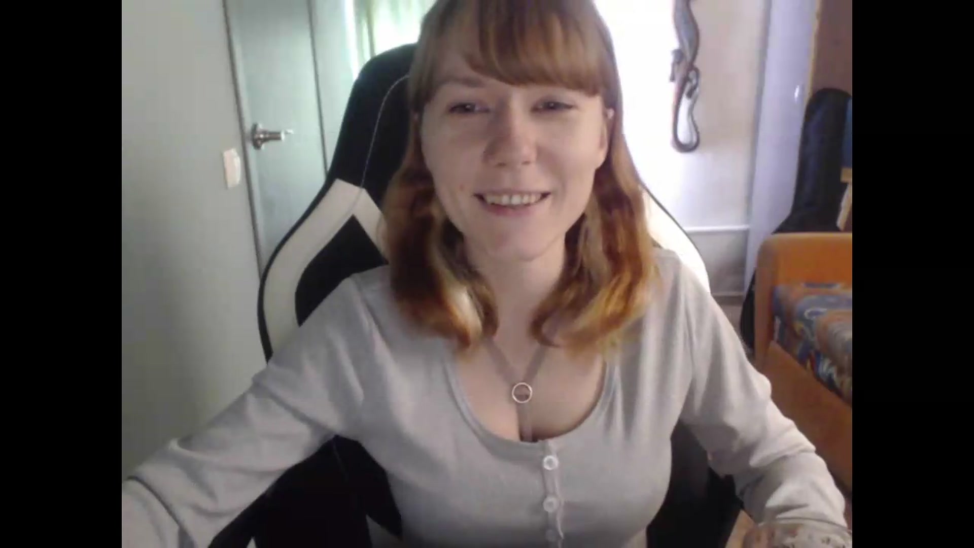 Gallery image thumbnail from NikiFoks18's myfreecams stream on, 08/19/2026, 06:38 image 3 of 20