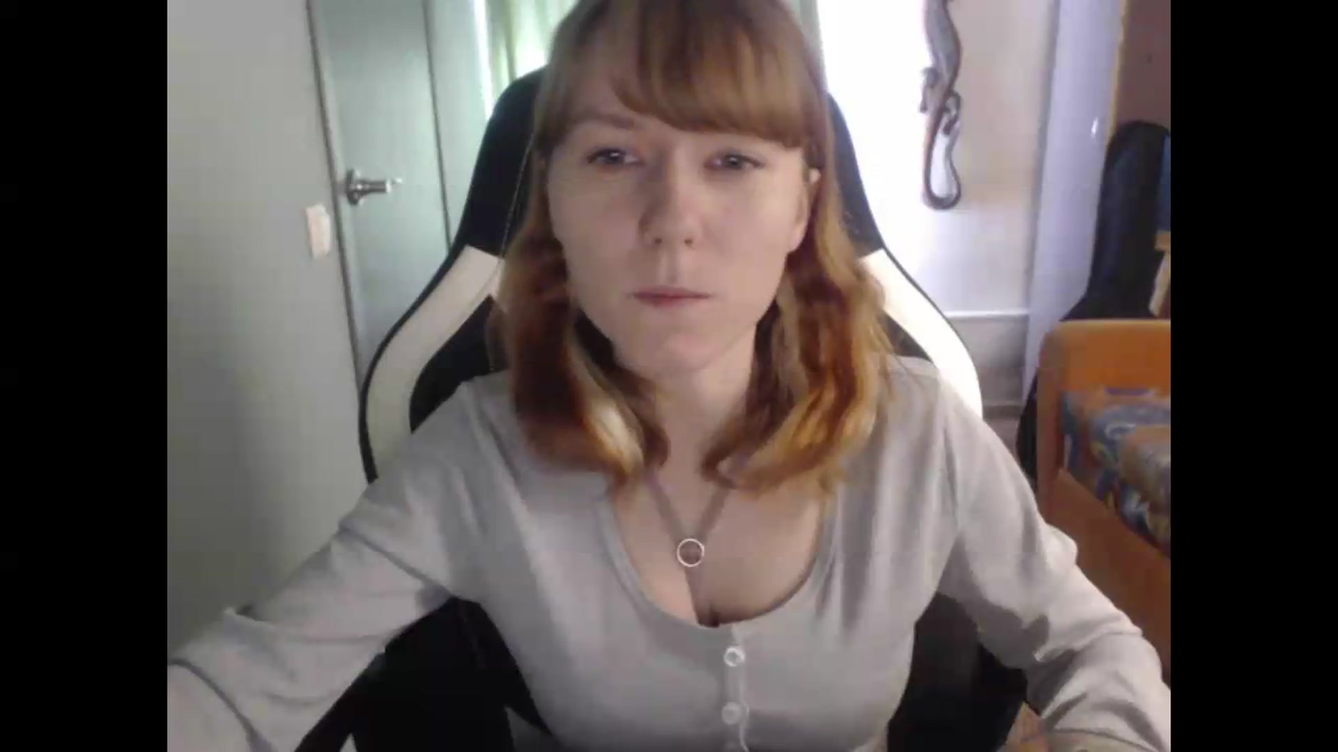 Gallery image thumbnail from NikiFoks18's myfreecams stream on, 08/19/2026, 06:38 image 6 of 20