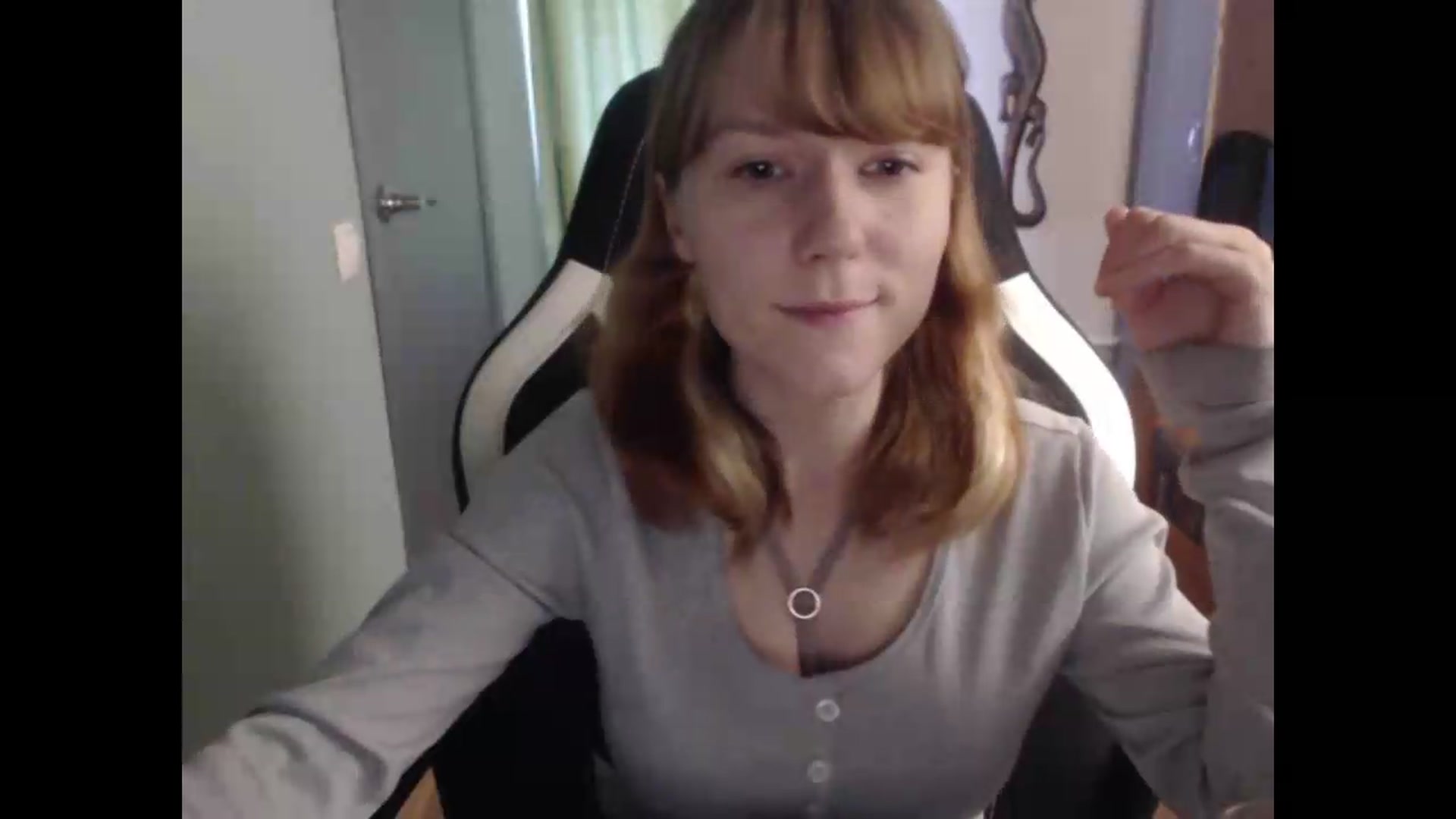 Gallery image thumbnail from NikiFoks18's myfreecams stream on, 08/19/2026, 08:21 image 11 of 20