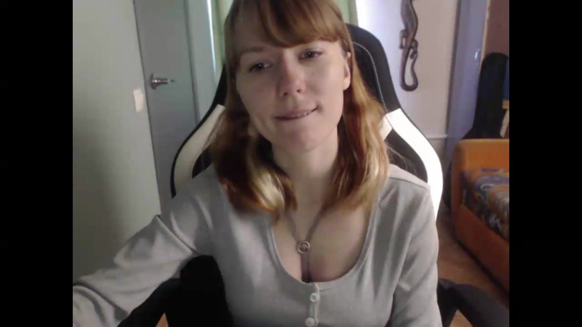 Gallery image thumbnail from NikiFoks18's myfreecams stream on, 08/19/2026, 08:21 image 19 of 20