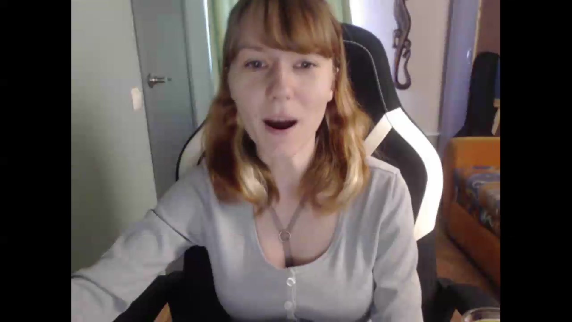 Gallery image thumbnail from NikiFoks18's myfreecams stream on, 08/19/2026, 08:21 image 9 of 20