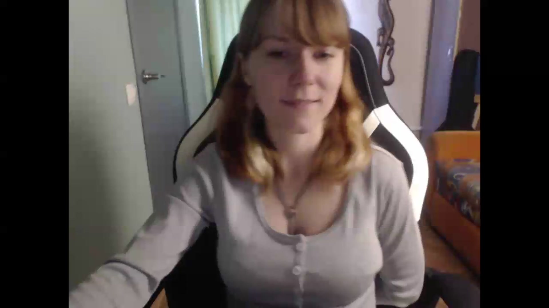 Gallery image thumbnail from NikiFoks18's myfreecams stream on, 08/19/2026, 08:21 image 20 of 20