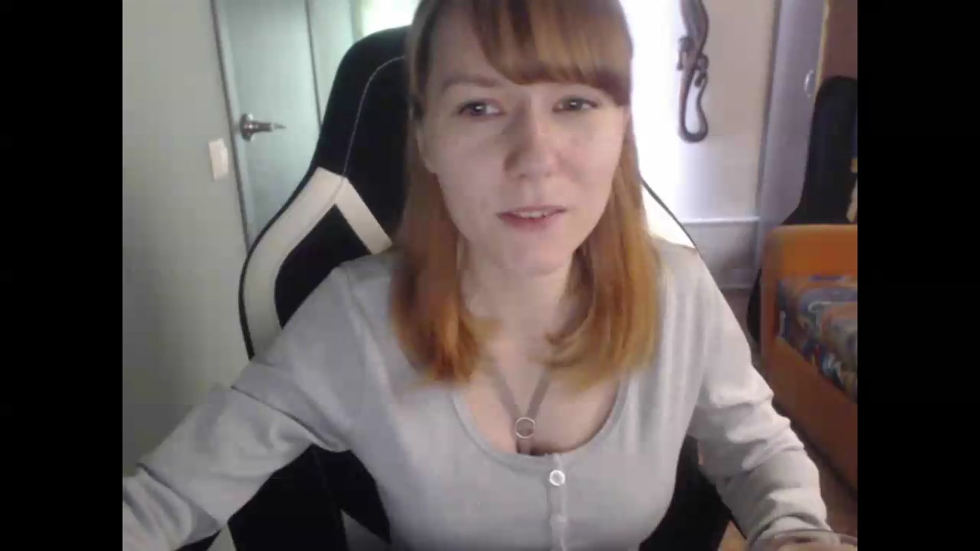 Gallery image thumbnail from NikiFoks18's myfreecams stream on, 08/20/2026, 07:02 image 4 of 20