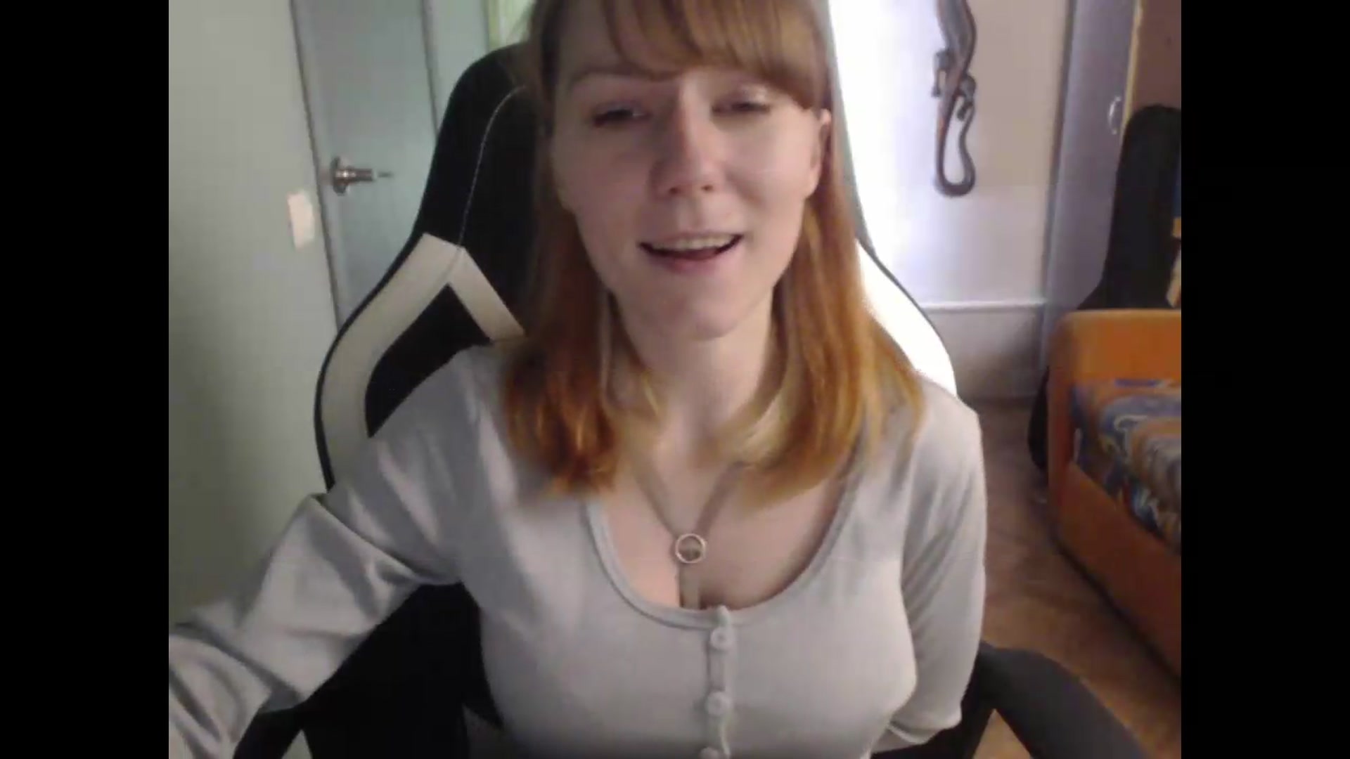 Gallery image thumbnail from NikiFoks18's myfreecams stream on, 08/20/2026, 07:02 image 14 of 20