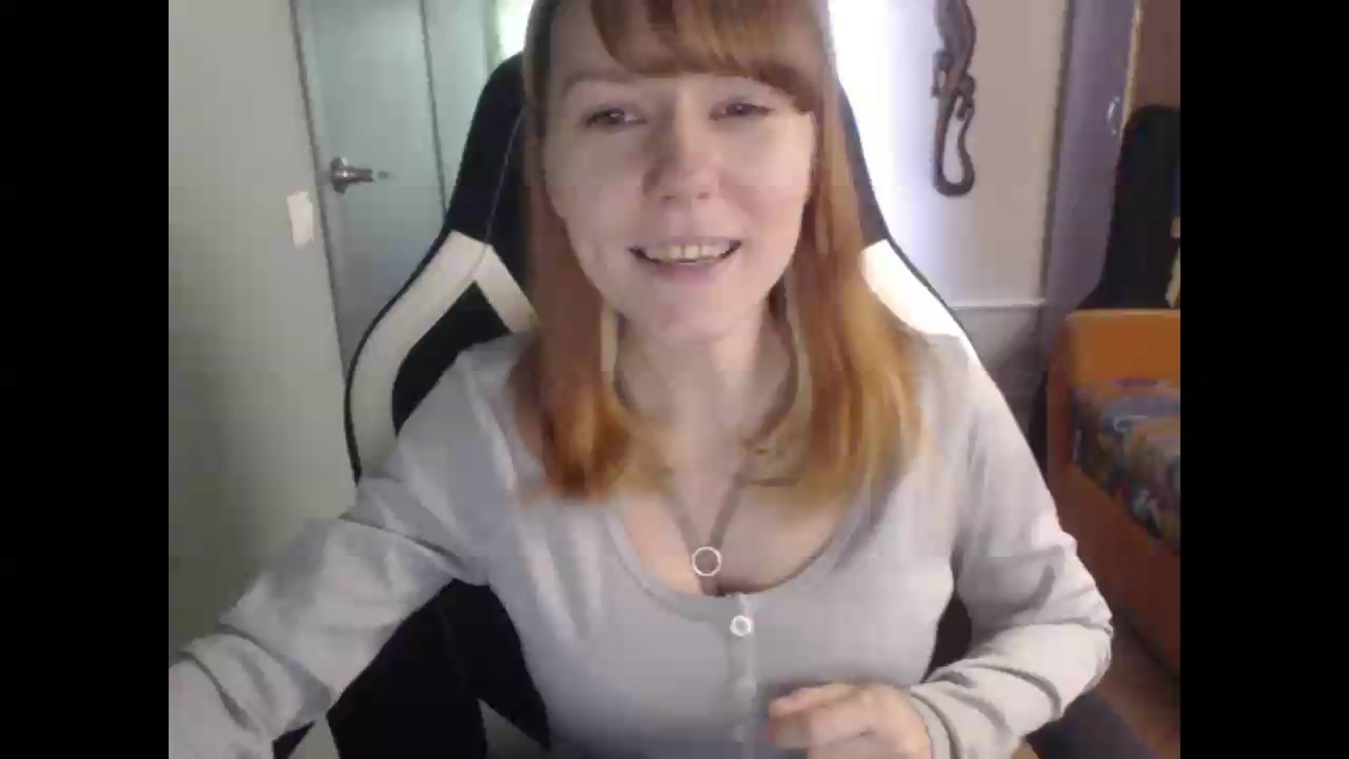 Gallery image thumbnail from NikiFoks18's myfreecams stream on, 08/20/2026, 07:02 image 1 of 20