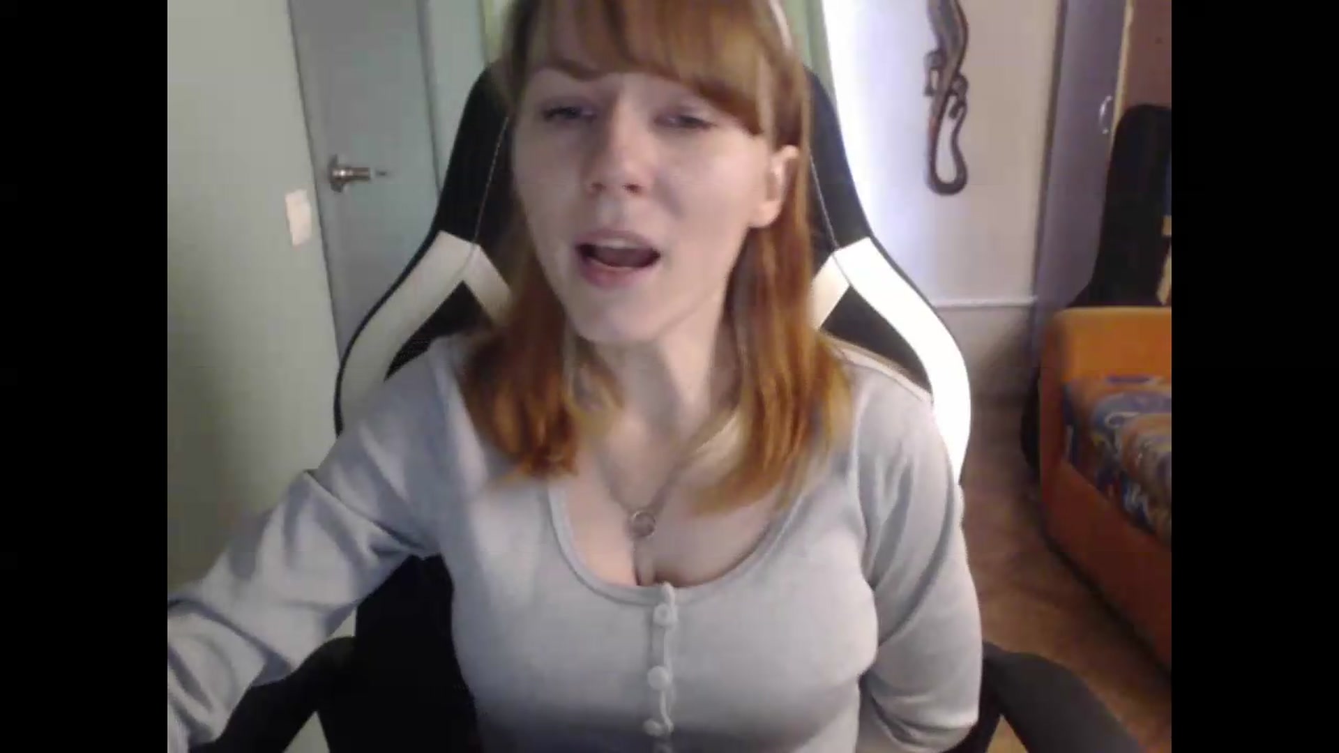 Gallery image thumbnail from NikiFoks18's myfreecams stream on, 08/20/2026, 07:02 image 16 of 20