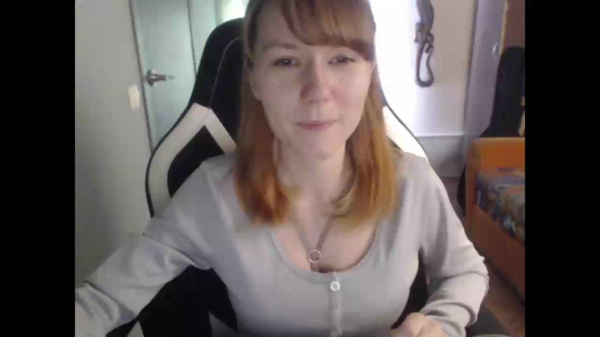 Gallery image thumbnail from NikiFoks18's myfreecams stream on, 08/20/2026, 07:02 image 5 of 20