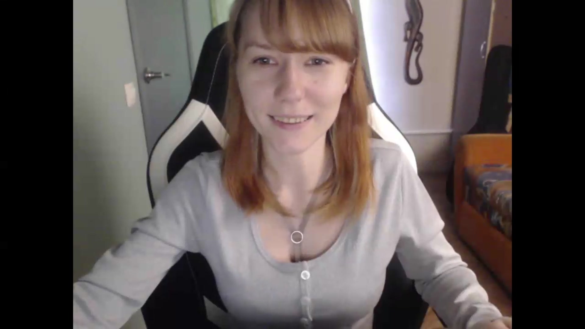 Gallery image thumbnail from NikiFoks18's myfreecams stream on, 08/20/2026, 08:24 image 19 of 20