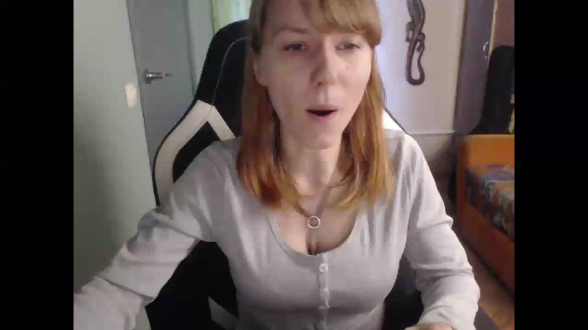 Gallery image thumbnail from NikiFoks18's myfreecams stream on, 08/20/2026, 08:24 image 1 of 20