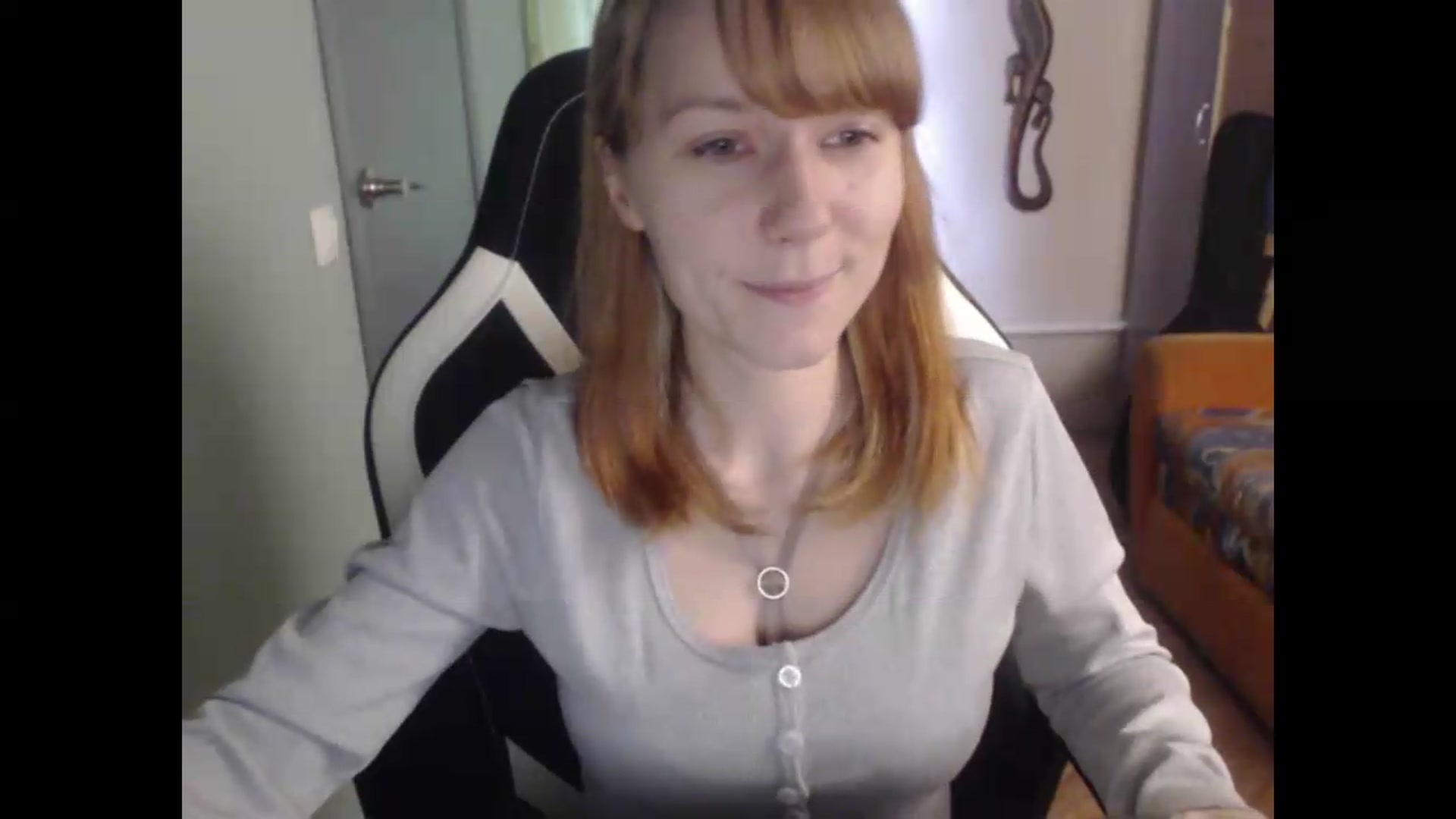 Gallery image thumbnail from NikiFoks18's myfreecams stream on, 08/20/2026, 08:24 image 17 of 20