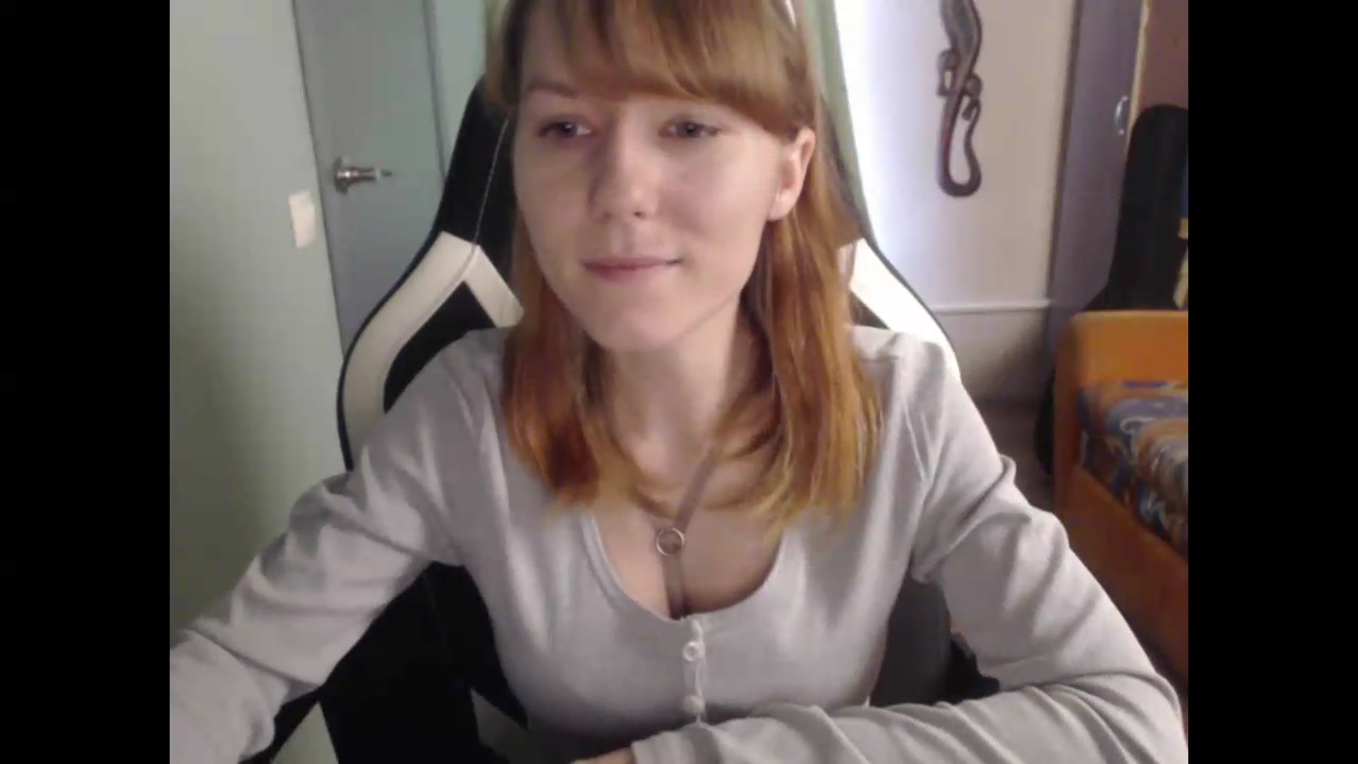 Gallery image thumbnail from NikiFoks18's myfreecams stream on, 08/20/2026, 08:24 image 5 of 20