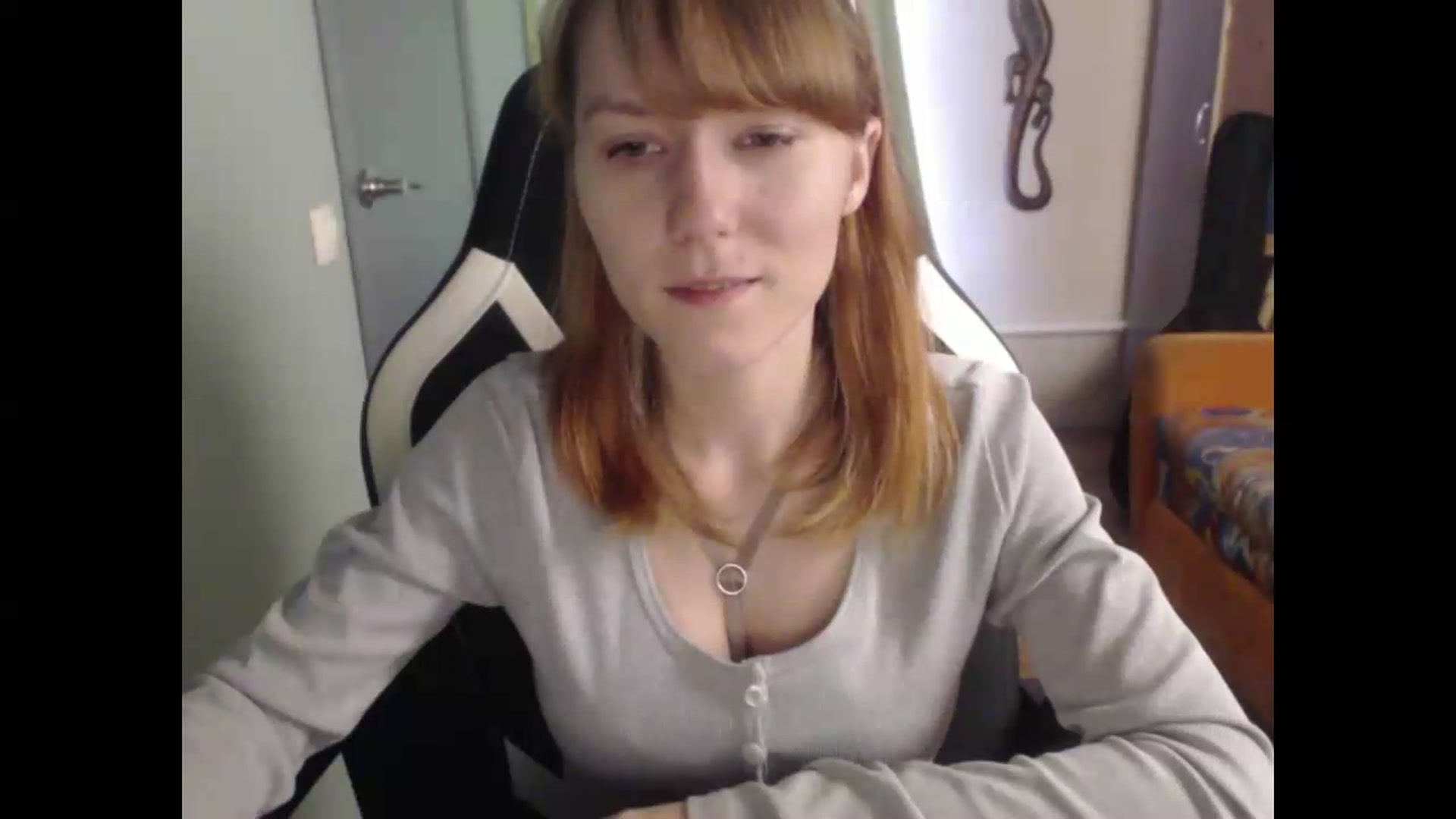 Gallery image thumbnail from NikiFoks18's myfreecams stream on, 08/20/2026, 08:24 image 6 of 20