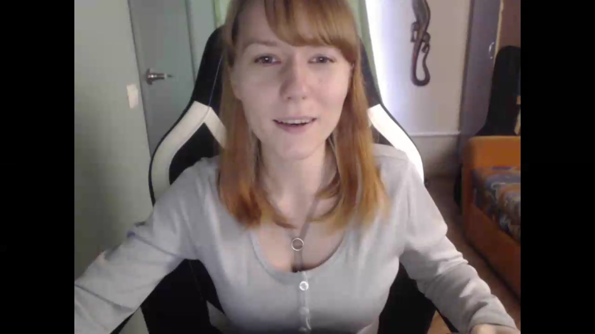 Gallery image thumbnail from NikiFoks18's myfreecams stream on, 08/20/2026, 08:24 image 16 of 20