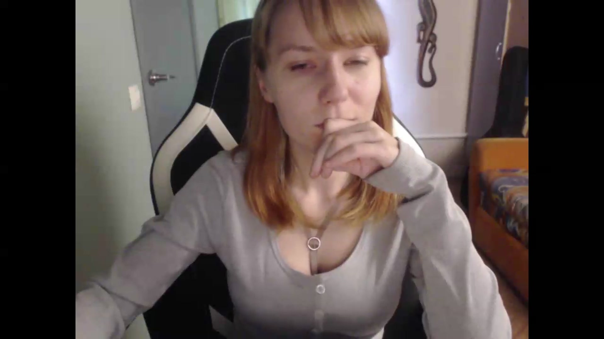 Gallery image thumbnail from NikiFoks18's myfreecams stream on, 08/20/2026, 08:24 image 9 of 20