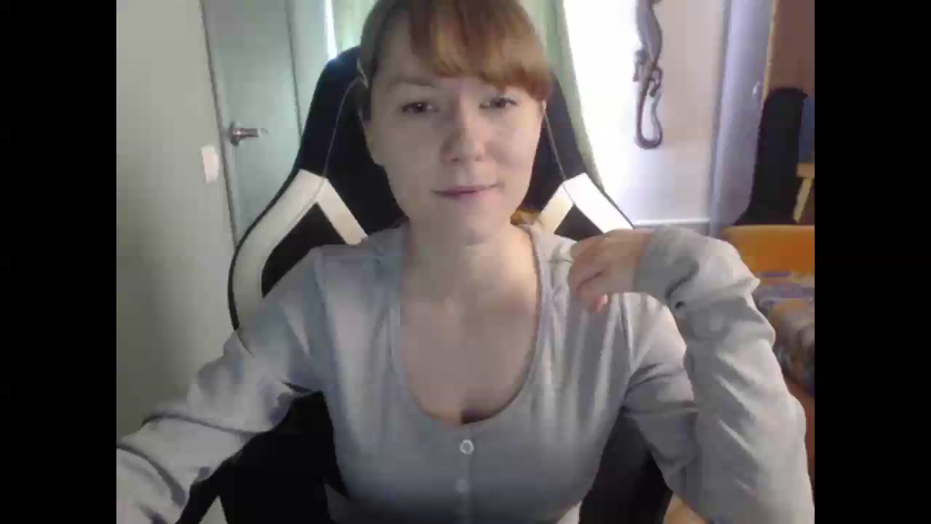 Gallery image thumbnail from NikiFoks18's myfreecams stream on, 08/21/2026, 07:17 image 2 of 20