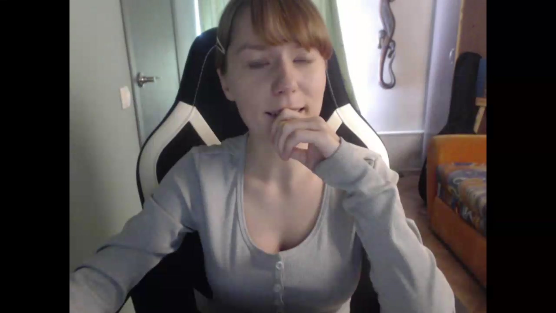 Gallery image thumbnail from NikiFoks18's myfreecams stream on, 08/21/2026, 07:17 image 4 of 20