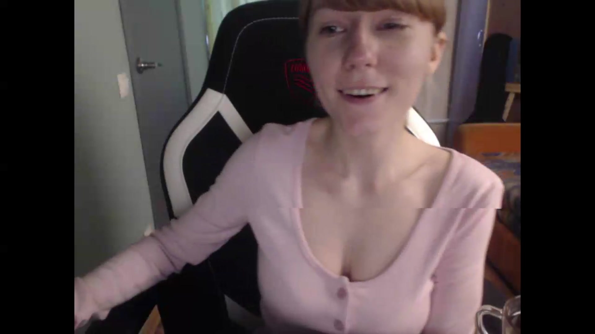 Gallery image thumbnail from NikiFoks18's myfreecams stream on, 08/22/2026, 07:45 image 5 of 20