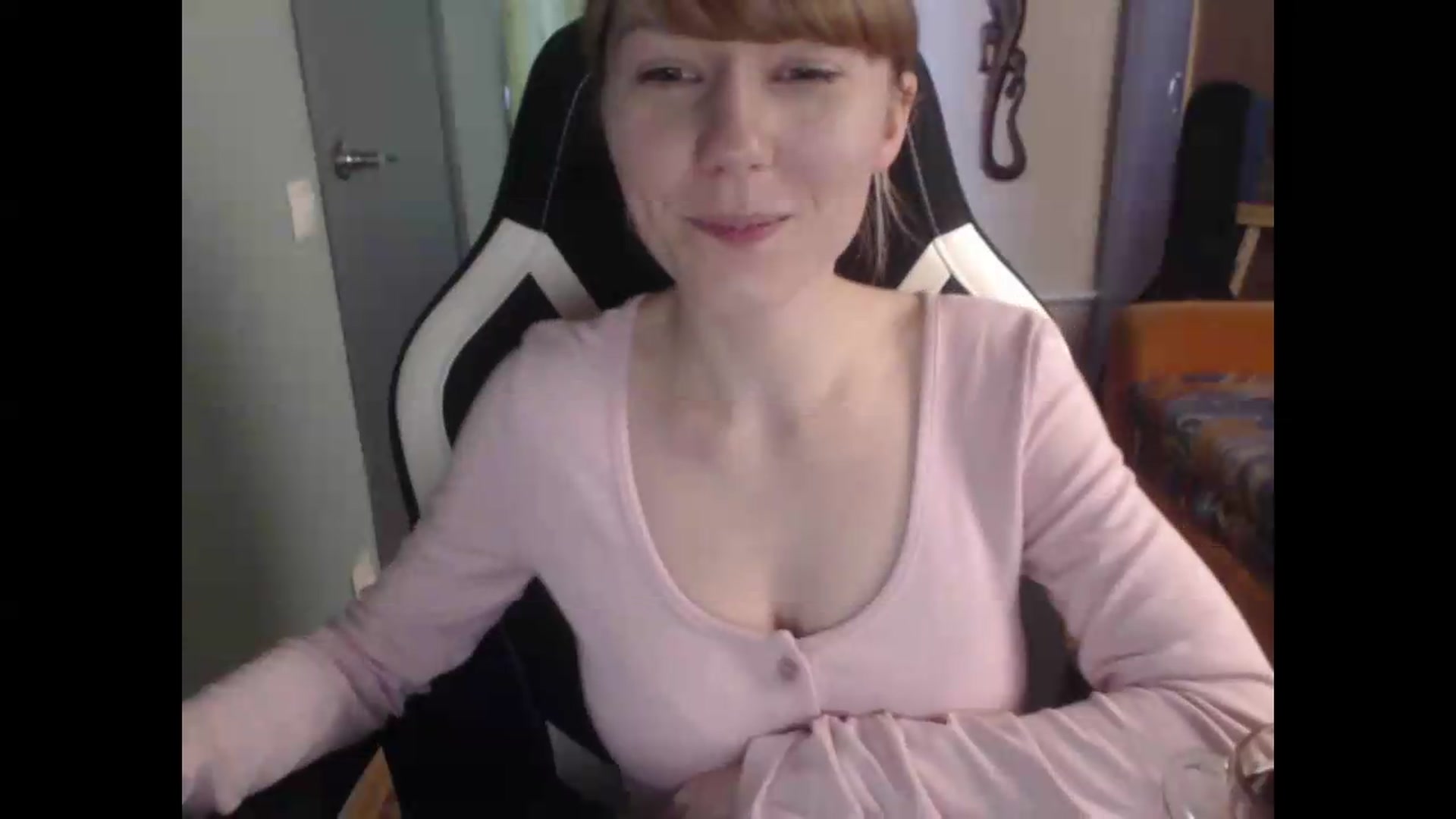 Gallery image thumbnail from NikiFoks18's myfreecams stream on, 08/22/2026, 07:45 image 3 of 20