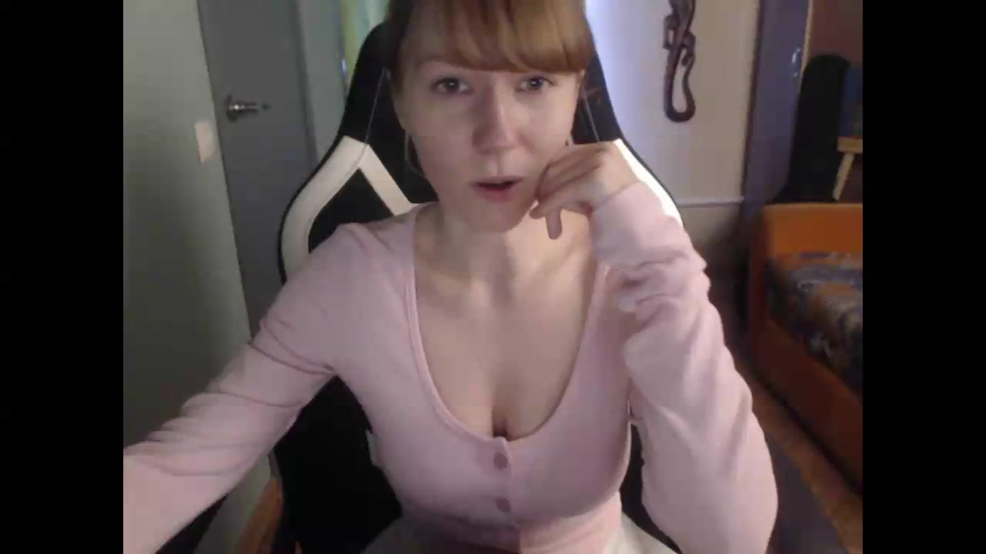 Gallery image thumbnail from NikiFoks18's myfreecams stream on, 08/22/2026, 07:45 image 10 of 20