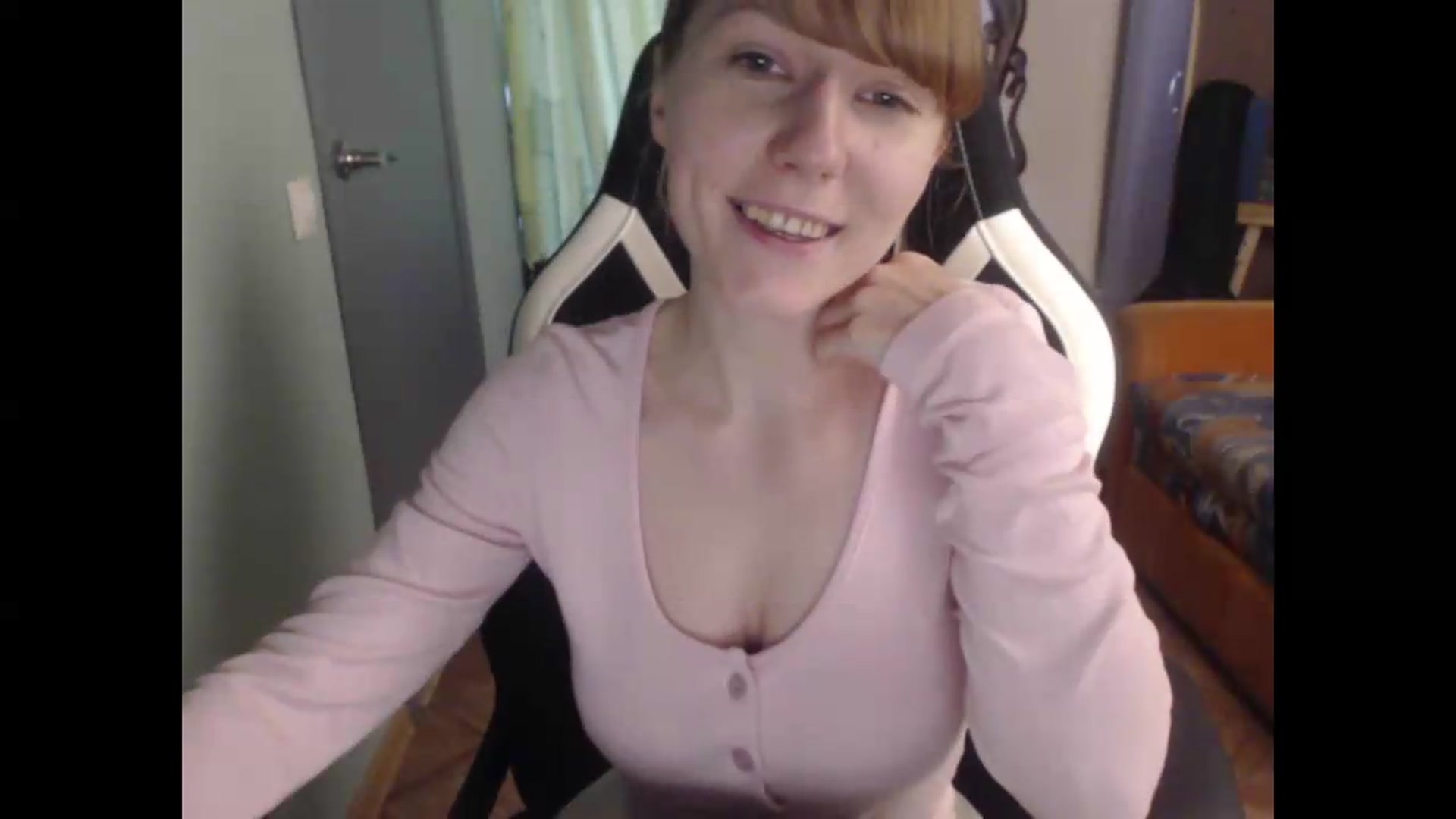 Gallery image thumbnail from NikiFoks18's myfreecams stream on, 08/22/2026, 07:45 image 12 of 20