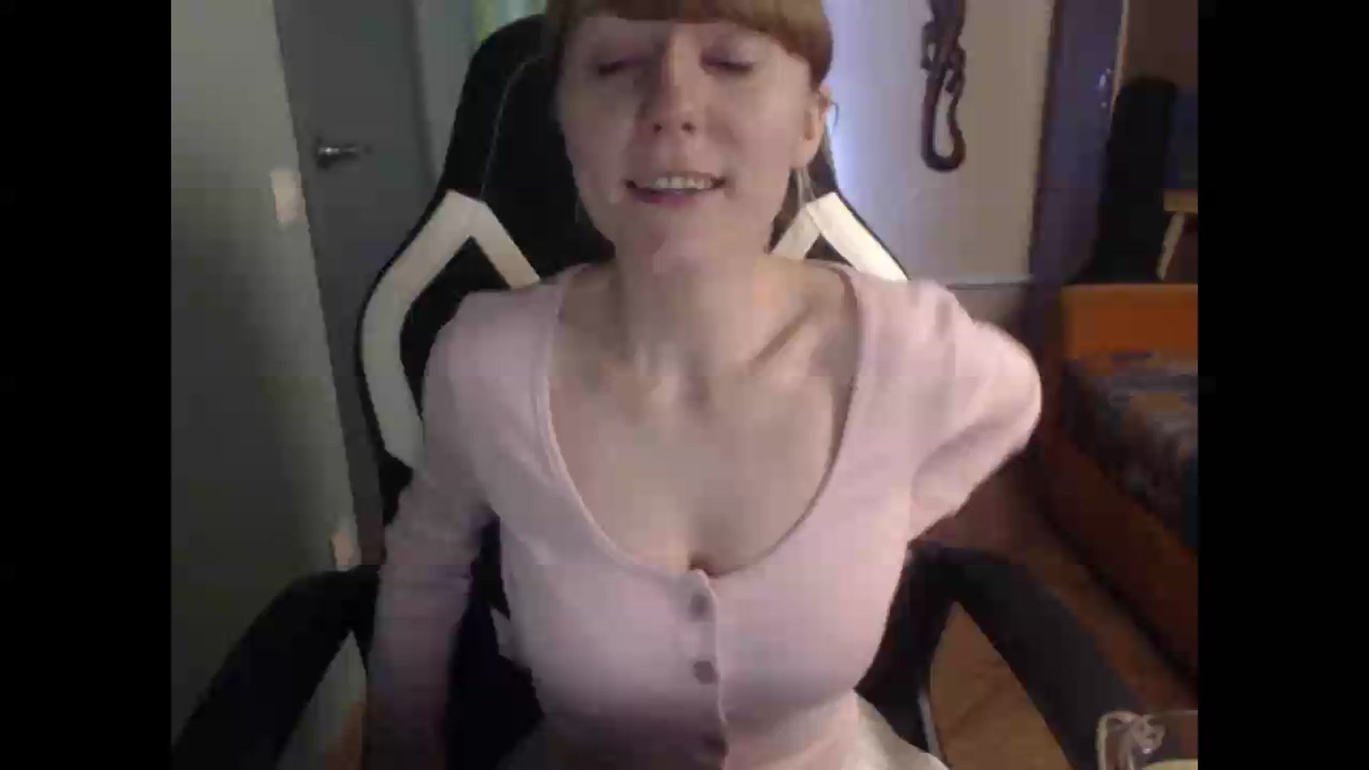 Gallery image thumbnail from NikiFoks18's myfreecams stream on, 08/22/2026, 07:45 image 8 of 20