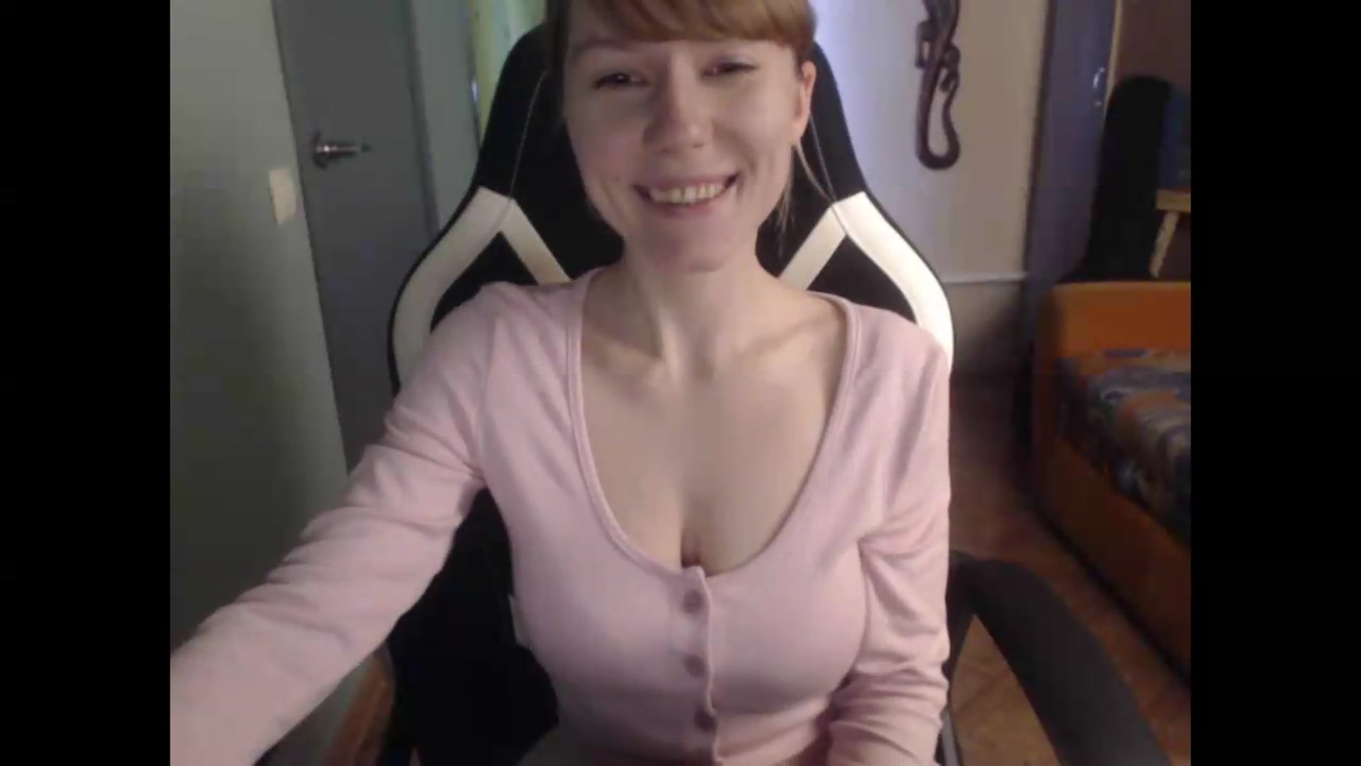Gallery image thumbnail from NikiFoks18's myfreecams stream on, 08/22/2026, 07:45 image 15 of 20