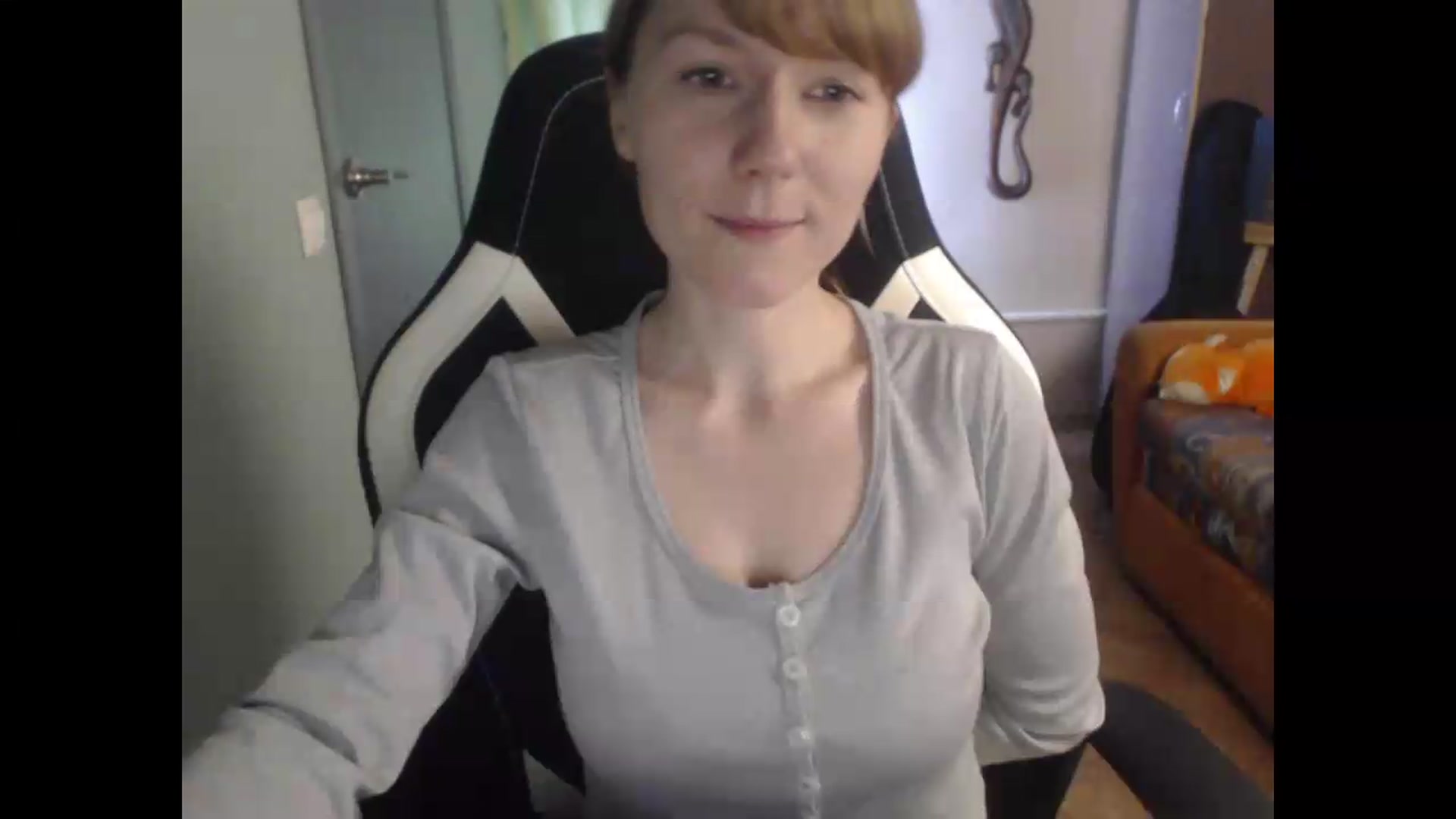 Gallery image thumbnail from NikiFoks18's myfreecams stream on, 08/23/2026, 06:55 image 5 of 20