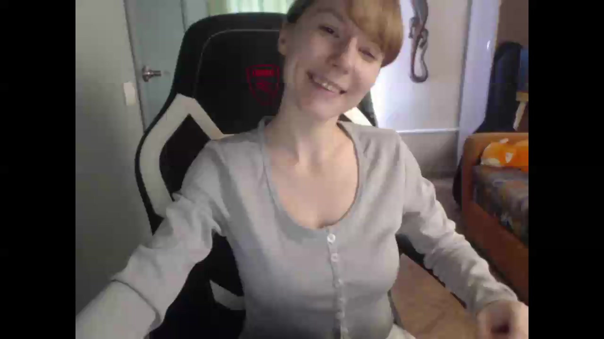 Gallery image thumbnail from NikiFoks18's myfreecams stream on, 08/23/2026, 06:55 image 15 of 20
