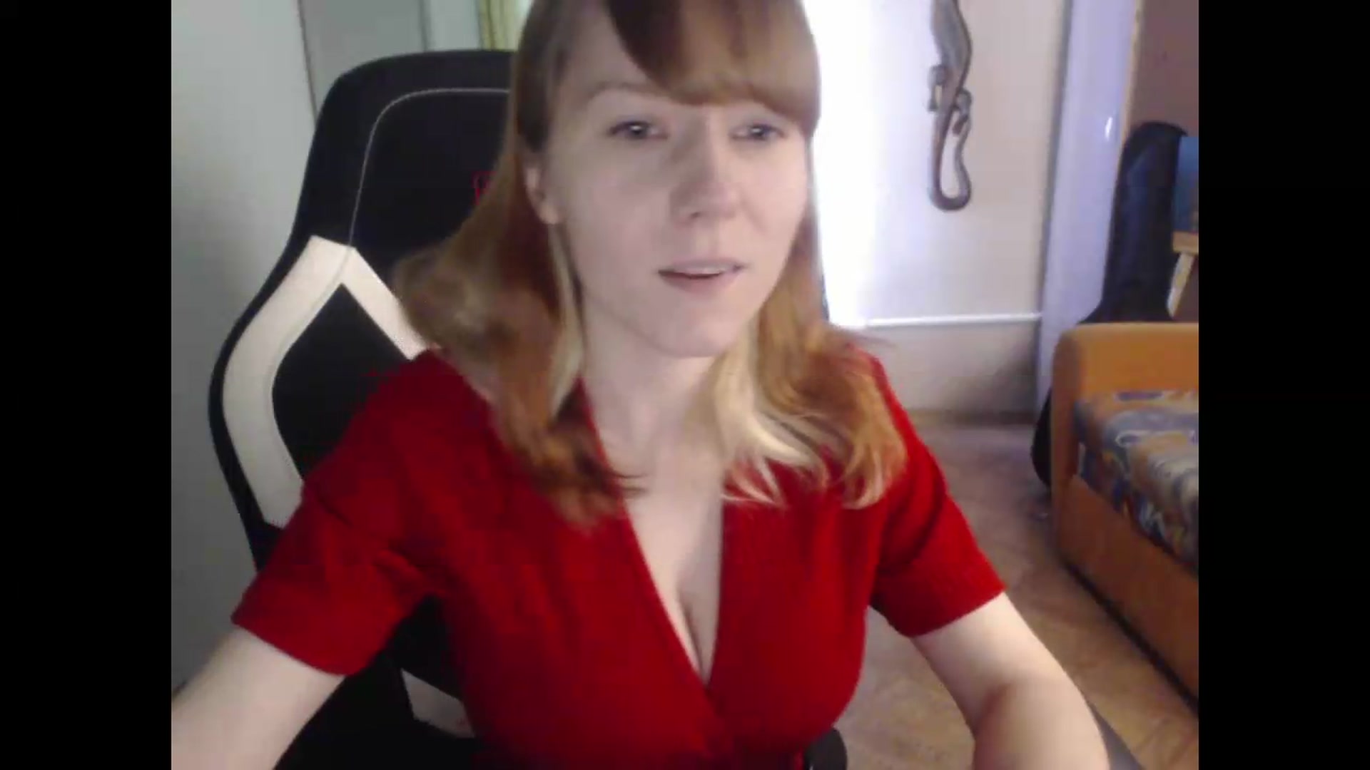Gallery image thumbnail from NikiFoks18's myfreecams stream on, 08/31/2026, 07:10 image 7 of 20
