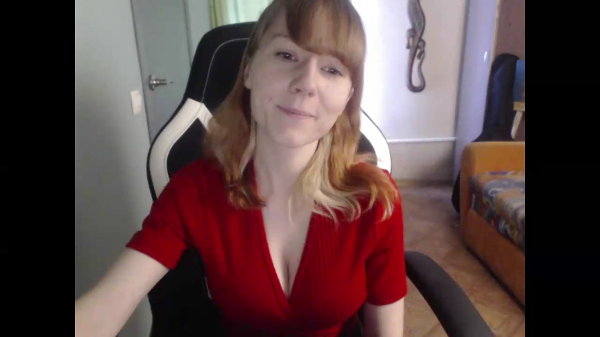 Gallery image thumbnail from NikiFoks18's myfreecams stream on, 08/31/2026, 07:10 image 19 of 20
