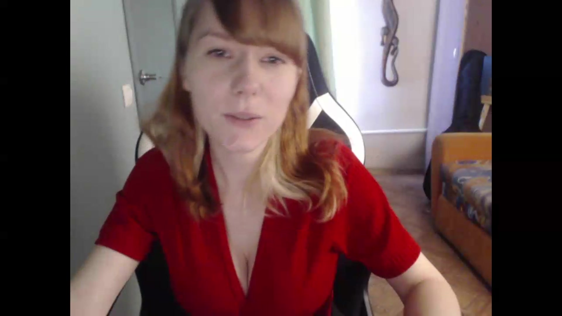 Gallery image thumbnail from NikiFoks18's myfreecams stream on, 08/31/2026, 07:10 image 6 of 20