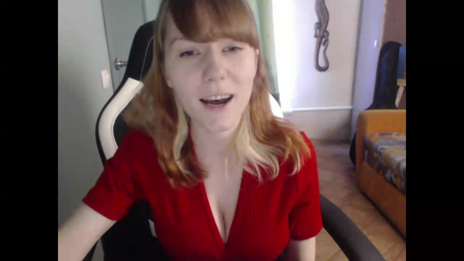 Gallery image thumbnail from NikiFoks18's myfreecams stream on, 08/31/2026, 07:10 image 17 of 20