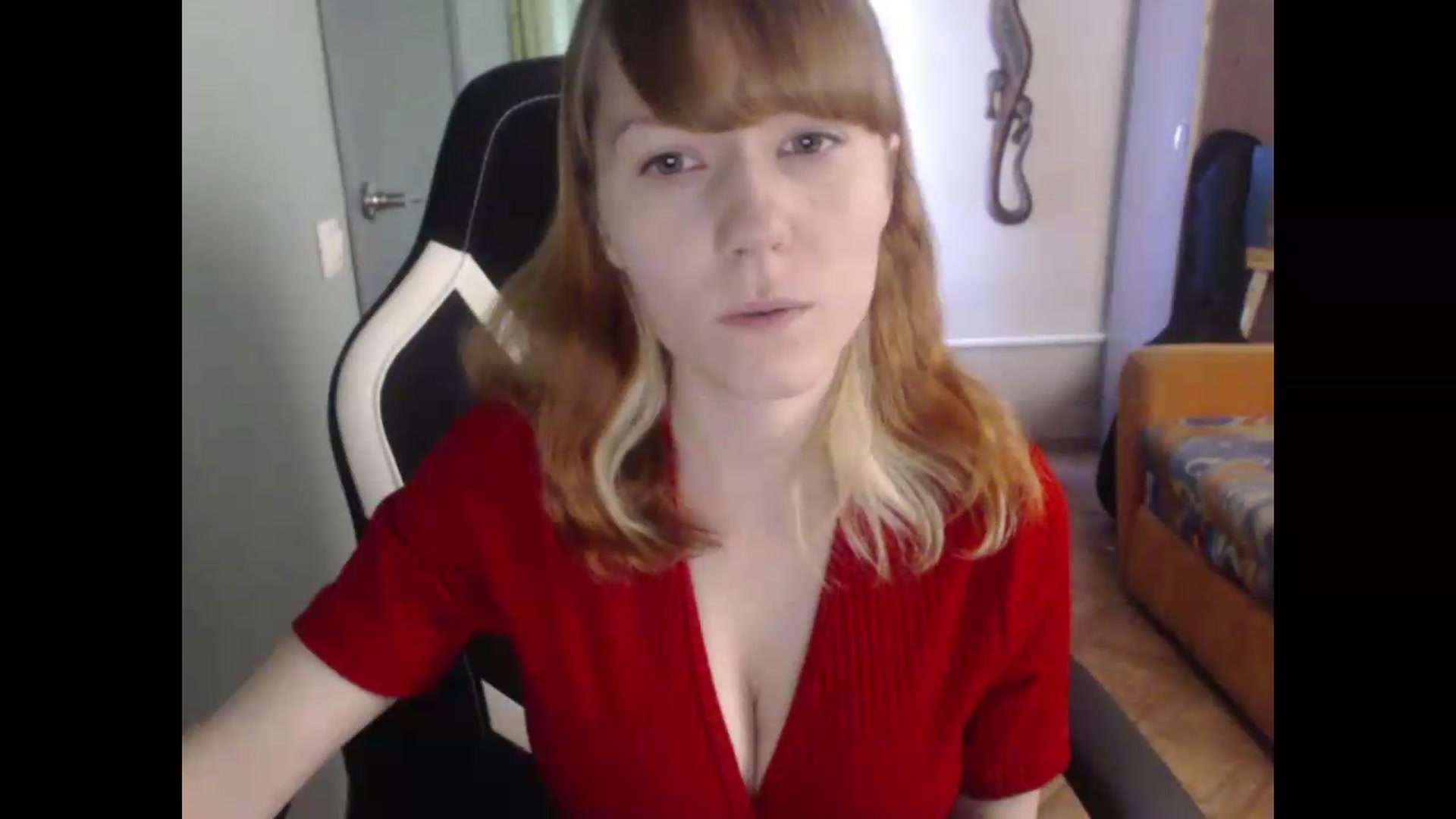 Gallery image thumbnail from NikiFoks18's myfreecams stream on, 08/31/2026, 07:10 image 16 of 20
