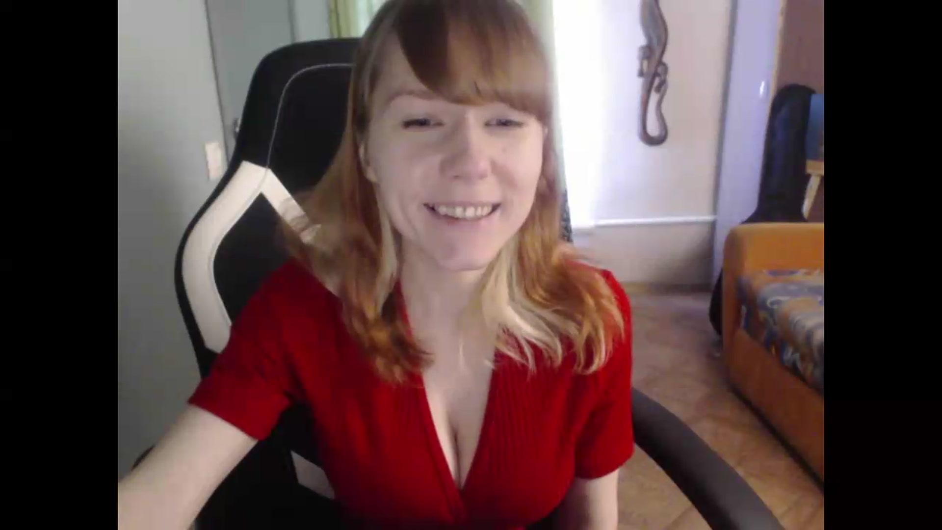 Gallery image thumbnail from NikiFoks18's myfreecams stream on, 08/31/2026, 07:10 image 10 of 20