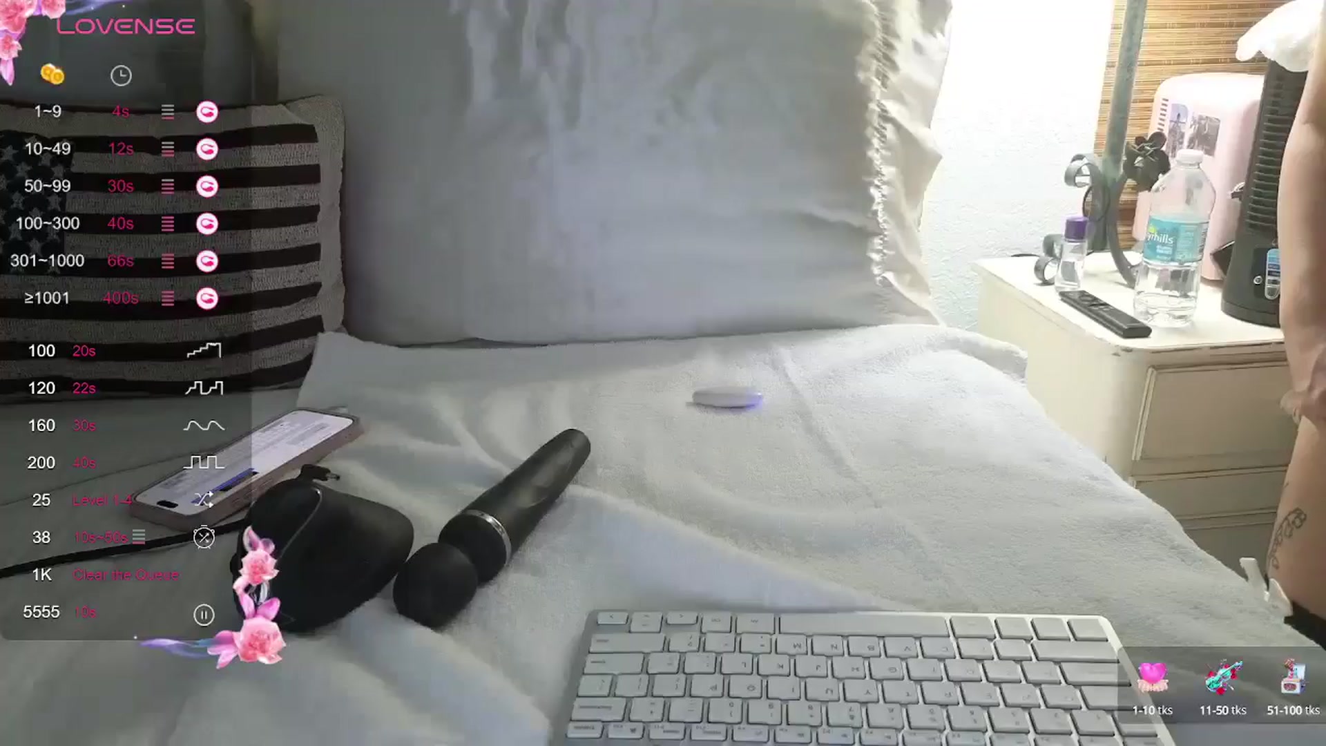 Gallery image thumbnail from NikiNextDoorr's myfreecams stream on, 06/16/2024, 09:46 image 4 of 20