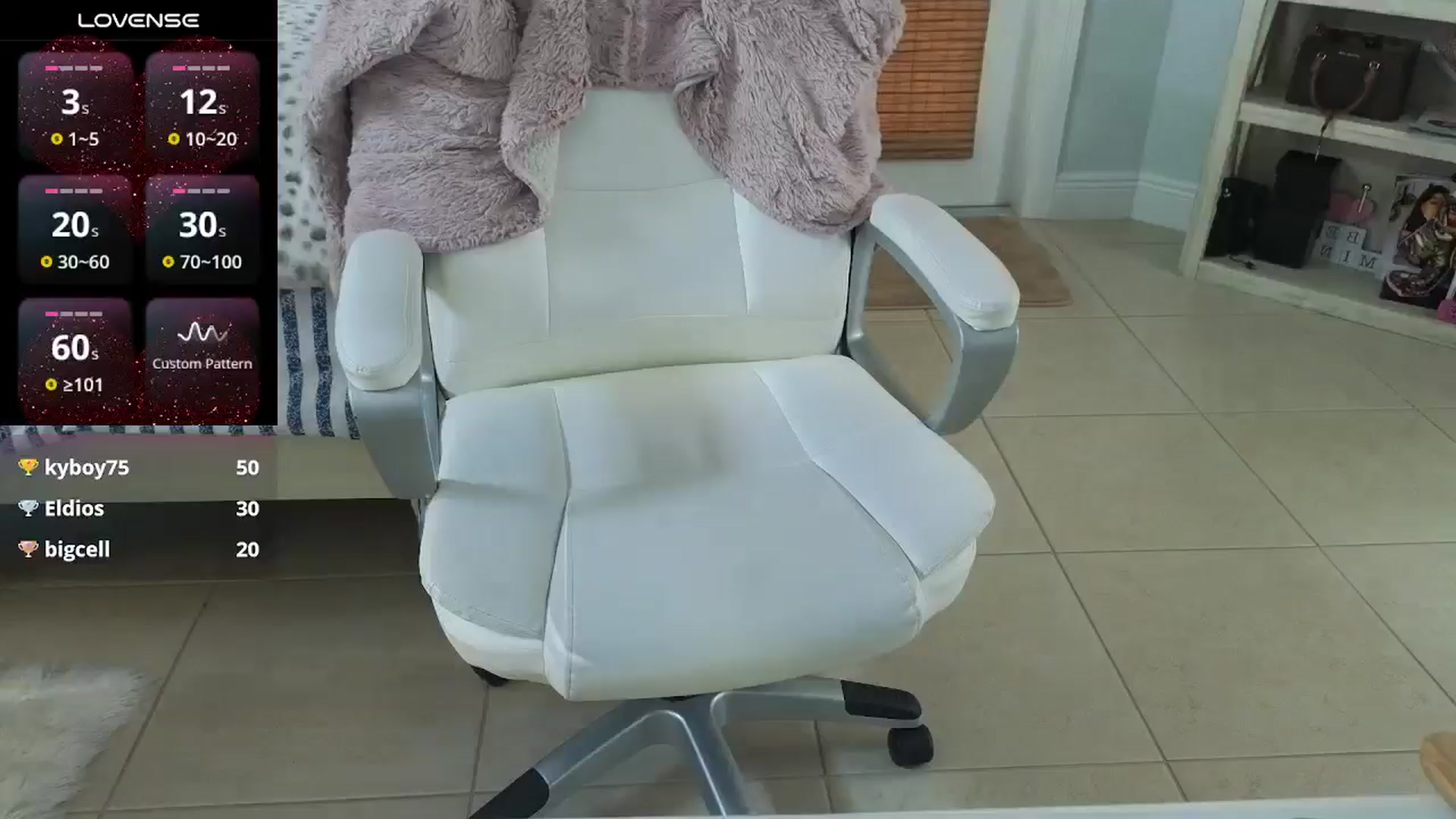 Gallery image thumbnail from NikiNextDoorr's myfreecams stream on, 03/16/2025, 12:52 image 9 of 20